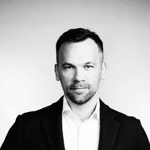 Prof. Dr. Nicolas Burkhardt, CEO und Founder bei BLIKS IO